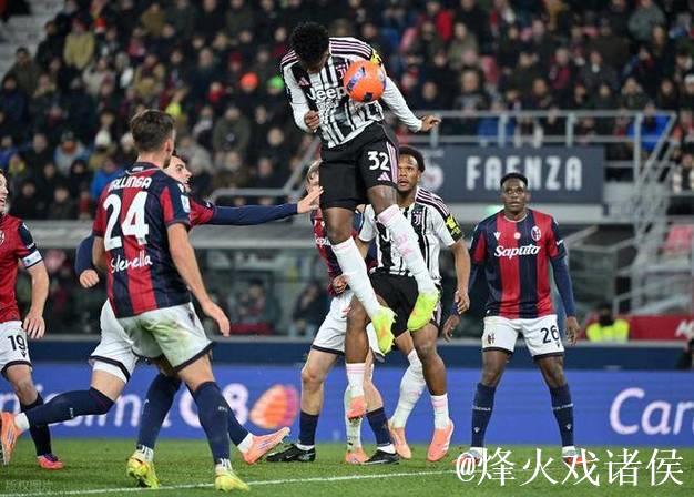 尤文战胜博洛尼亚，卡瓦尔进球，戴维进球被吹，赫格姆红牌罚下！