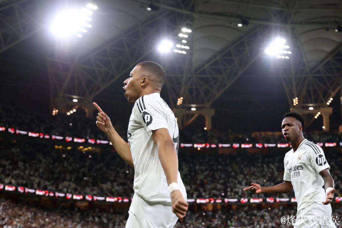 2-1!姆巴佩比肩C罗,熊皇点球被黑,罗德里戈救主,皇马终结连败 2-1!姆巴佩比肩C罗,熊皇点球被黑,罗德里戈救主,皇马终结连败